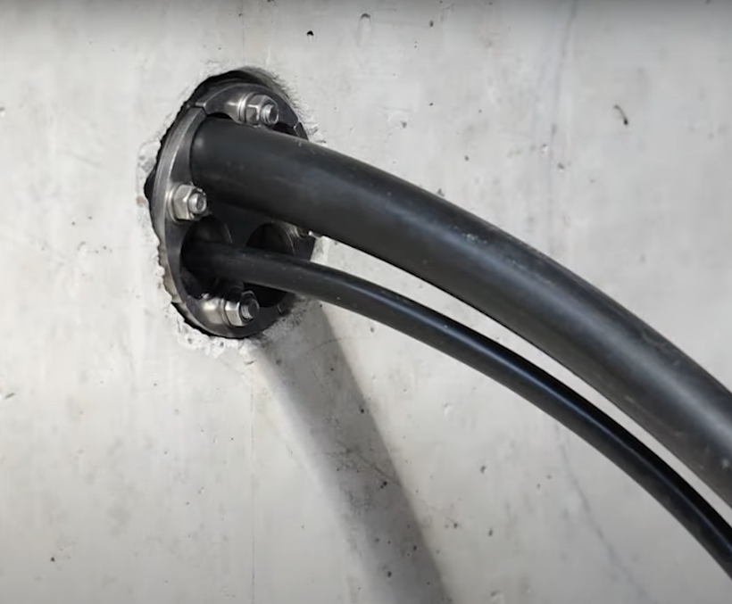 Ringraumdichtung mit Segmentringtechnik 100 mm, für 4 Kabel/Rohre von 8-30 mm HRD100 SG