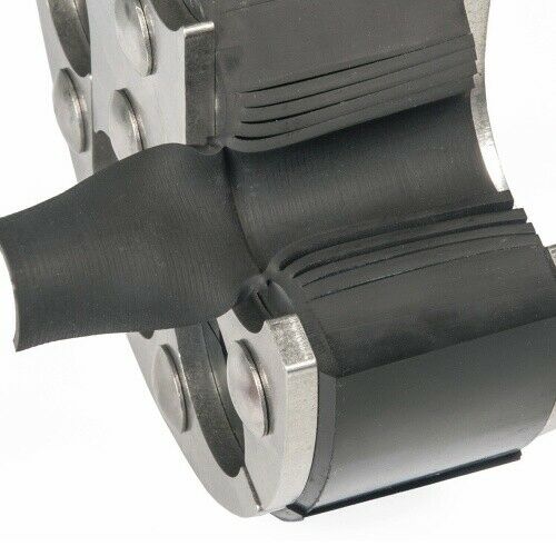 Ringraumdichtung mit Segmentringtechnik 100 mm, für 4 Kabel/Rohre von 8-30 mm HRD100 SG